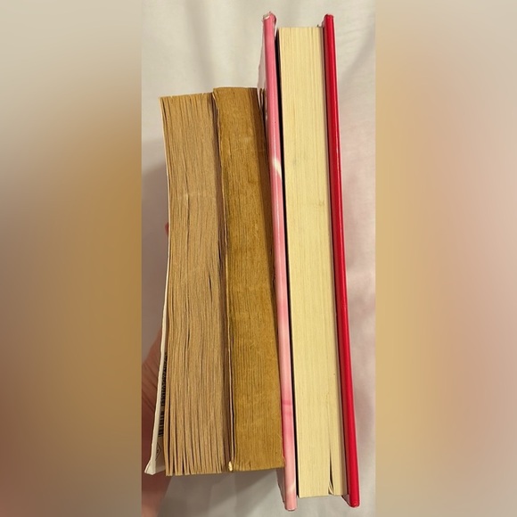 2/$7 Books • The Princess Diaries series - Picture 4 of 4